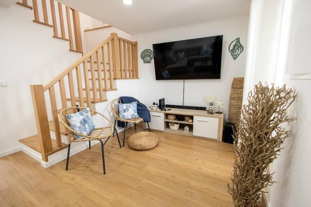 New! Oceanfront With Hottub, Lagoa Sao Miguel Azores * Lagoa (Azores)