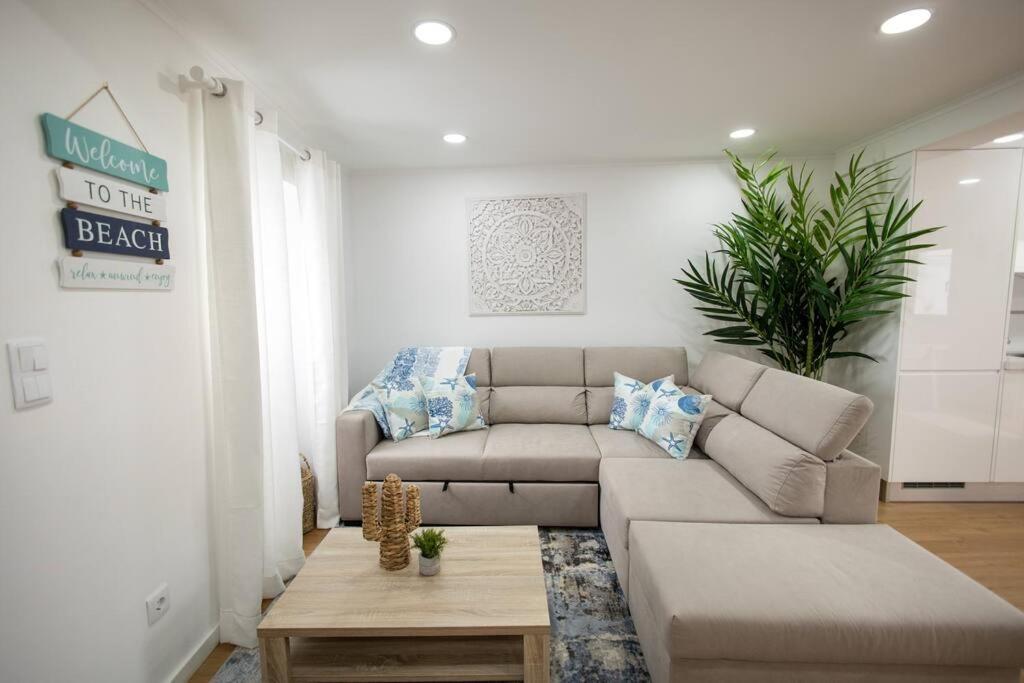 Holiday home New! Oceanfront With Hottub, Lagoa Sao Miguel Azores