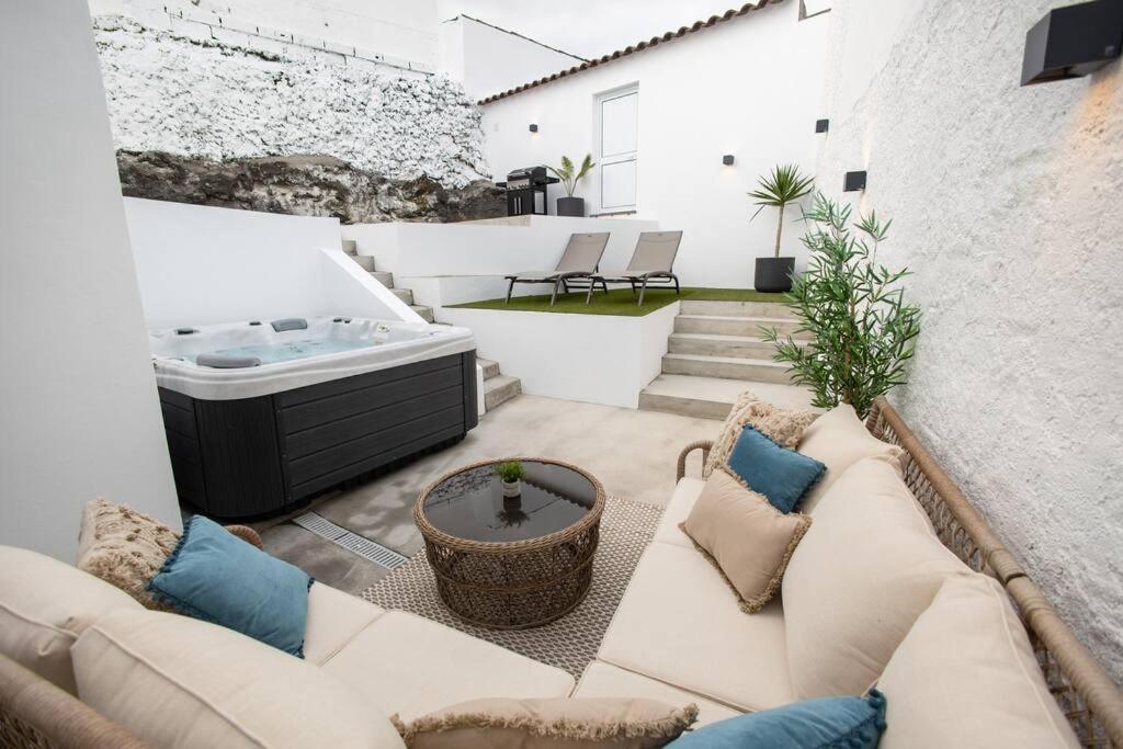 New! Oceanfront With Hottub, Lagoa Sao Miguel Azores Lagoa (Azores)